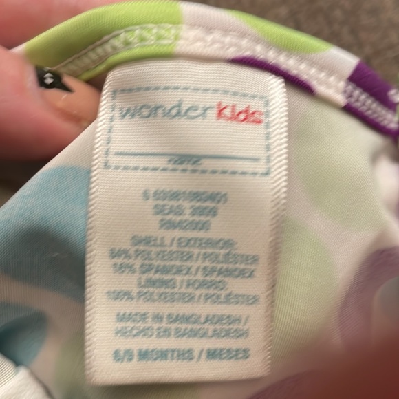 Girls wonder kids 6-9months polka dot bathing suit in very good condition - Picture 3 of 3